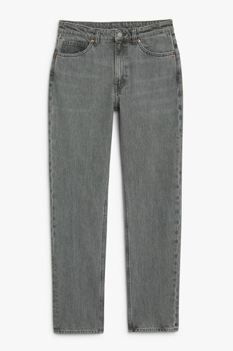 Halbhohe Jeans Yara mit geradem Bein Grau, Straight in Größe 28/32. Farbe: - Monki - Modalova