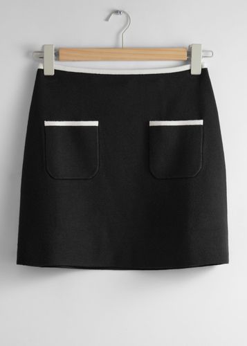Minirock mit aufgesetzter Tasche Schwarz, Röcke in Größe XS. Farbe: - & Other Stories - Modalova