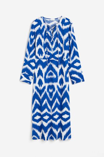 Kleid mit Schnürung Knallblau/Gemustert, Alltagskleider in Größe M. Farbe: - H&M - Modalova