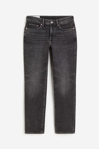 Regular Jeans Dunkles Denimgrau, Straight in Größe 28/30. Farbe: - H&M - Modalova