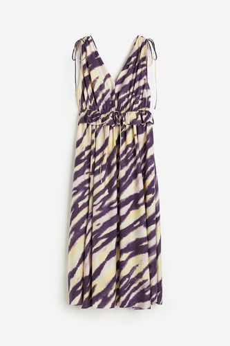 Drapiertes Kleid mit Bindedetails Dunkellila/Zebraprint, Alltagskleider in Größe XXL. Farbe: - H&M - Modalova
