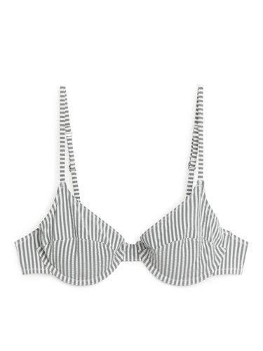 Bikini-Oberteil mit Bügel aus Seersucker Schwarz/weiß gestreift in Größe 75A. Farbe: - Arket - Modalova