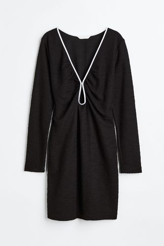 Bouclé-Kleid mit Keyhole-Detail Schwarz/Weiß, Alltagskleider in Größe L. Farbe: - H&M - Modalova