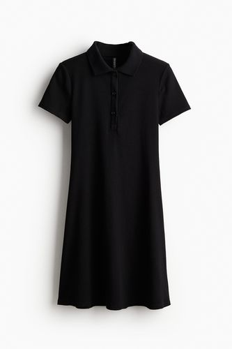 Geripptes Kleid mit Kragen Schwarz, Alltagskleider in Größe XS. Farbe: - H&M - Modalova