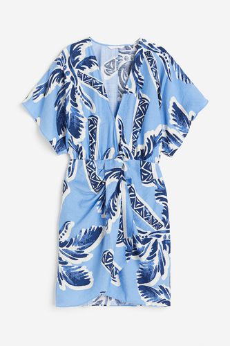 Kleid mit V-Ausschnitt Hellblau/Palmen, Alltagskleider in Größe S. Farbe: - H&M - Modalova