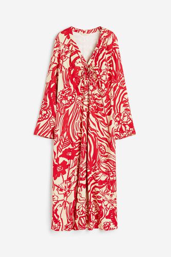 Gemustertes Kleid mit Bindedetail Hellbeige/Rot geblümt, Alltagskleider in Größe S. Farbe: - H&M - Modalova