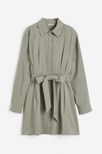 Tailliertes Blusenkleid Khakigrün, Alltagskleider in Größe XS. Farbe: - H&M - Modalova