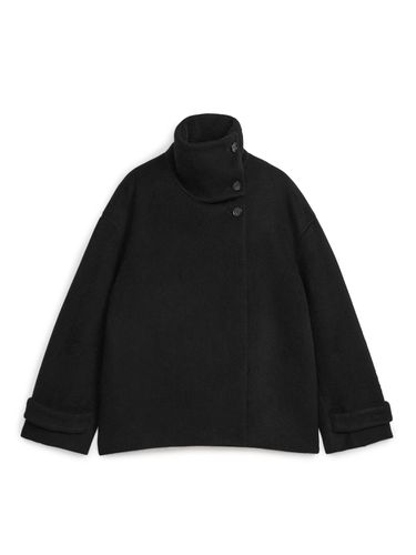 Flauschige Jacke aus Wollmischung Schwarz, Jacken in Größe 40. Farbe: - Arket - Modalova