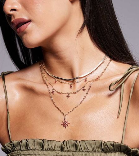 Collana multifilo placcata 18 carati con design di astri - 8 Other Reasons - Modalova