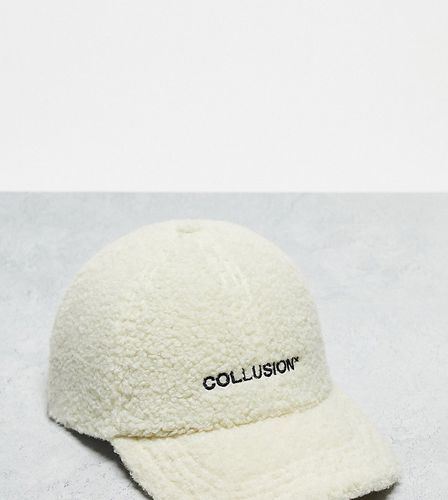 Unisex - Cappellino in pile borg color écru con logo - Collusion - Modalova
