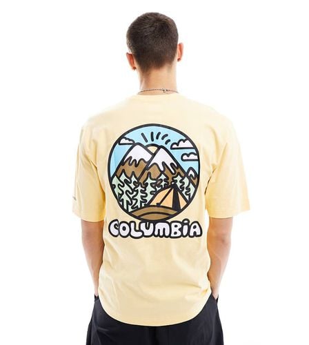 Hike Happiness II - T-shirt gialla con stampa sul retro - In esclusiva per ASOS - Columbia - Modalova