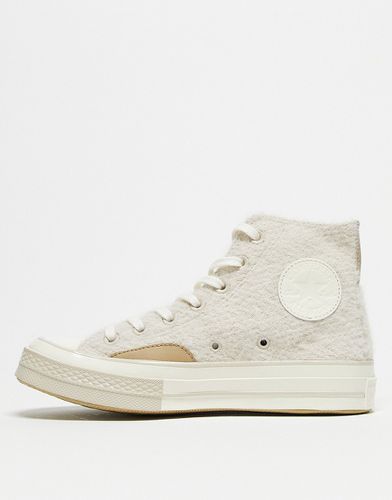 Chuck 70 Hi - Sneakers alte beige sabbia con pelliccia sintetica - Converse - Modalova