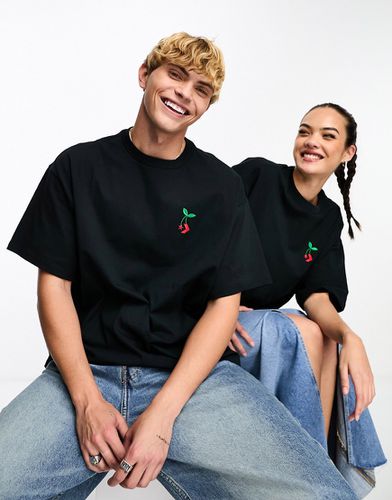 T-shirt nera con logo e ciliegia - Converse - Modalova