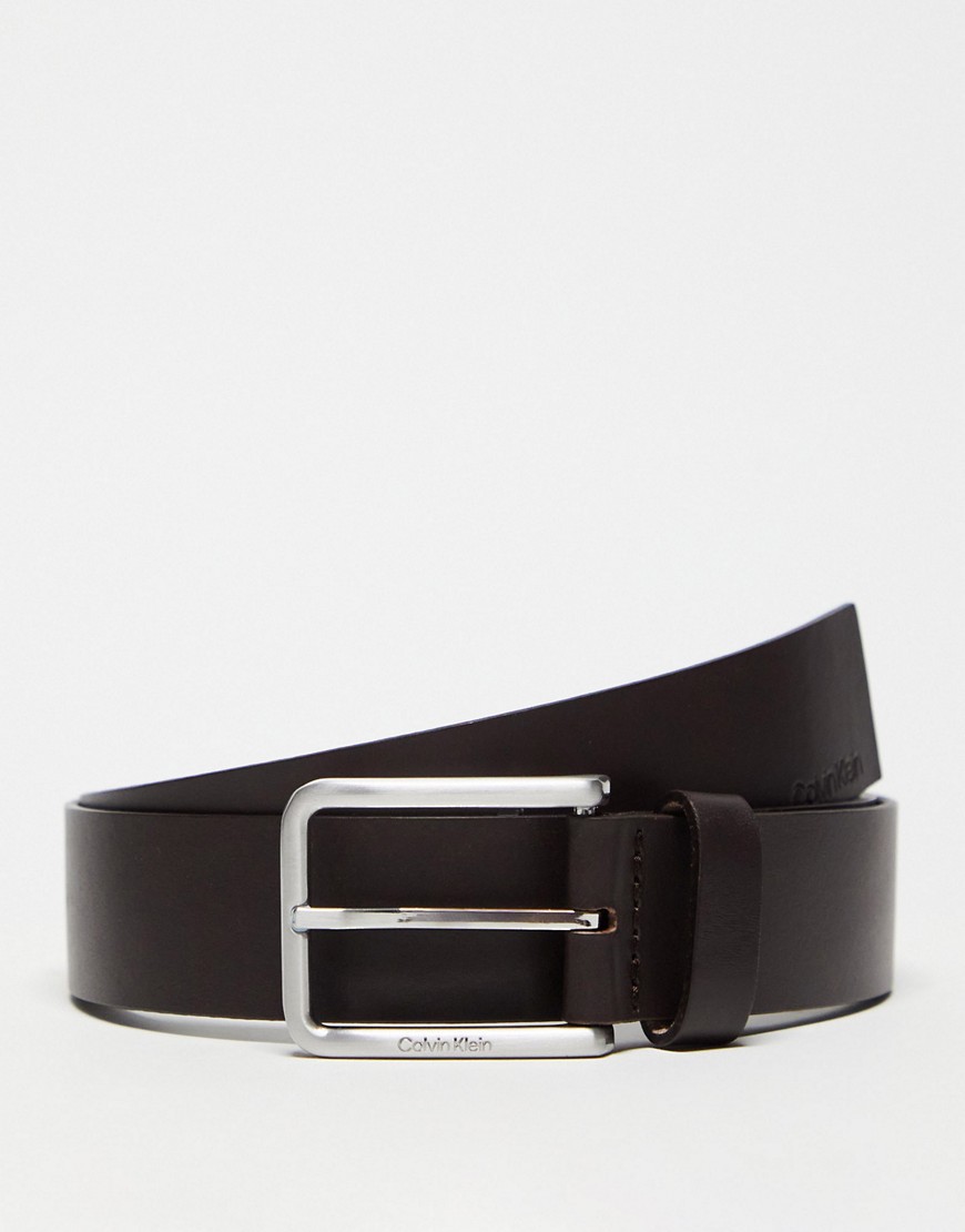 Cintura da 35mm scuro - Calvin Klein - Modalova