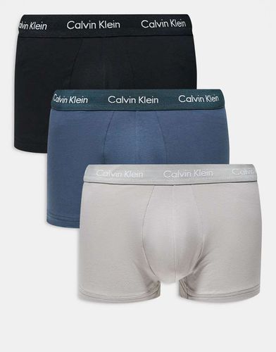 Cotton Stretch - Confezione da 3 paia di boxer aderenti a vita bassa color nero/grigio/blu - Calvin Klein - Modalova