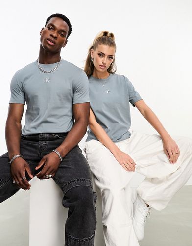 T-shirt oversize grigia con logo piccolo con monogramma sul petto - Calvin Klein Jeans - Modalova