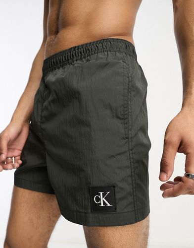 Pantaloncini da bagno medi in nylon neri con coulisse - Calvin Klein - Modalova