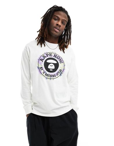 AAPE By A Bathing Ape - Top a maniche lunghe sporco con stampa mimetica - AAPE BY A BATHING APE® - Modalova