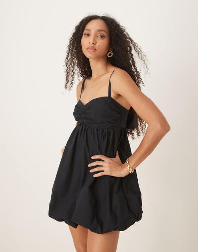 Robe babydoll courte à ourlet bouffant - Abercrombie & Fitch - Modalova