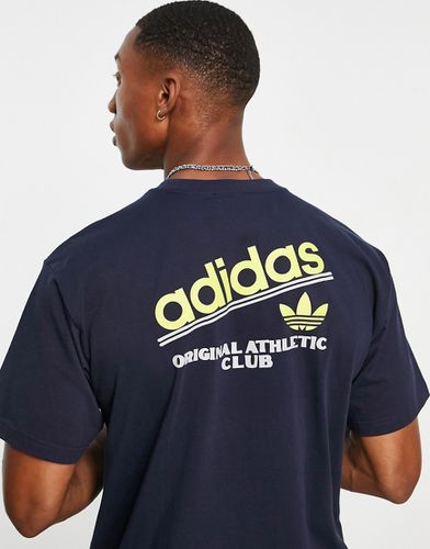 Athletic Club - T-shirt con stampa del logo sul retro - adidas Originals - Modalova