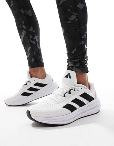 Adidas Running - Questar 3 - Sneakers bianche - adidas performance - Modalova