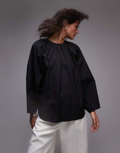 Blusa nera con maniche strutturate e dettaglio raccolto sul retro - Arket - Modalova