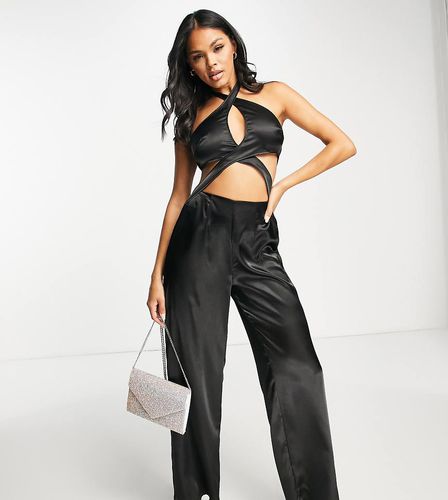 Tuta jumpsuit nera in raso con cut-out e incrocio sul collo - AsYou - Modalova