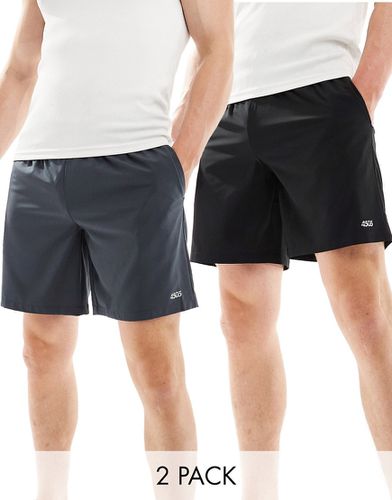 Confezione da 2 paia di pantaloncini da allenamento da 13 cm quick dry neri e grigi con logo - ASOS - Modalova