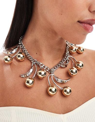 Collana in metalli misti con charm a forma di ciliegie - ASOS DESIGN - Modalova