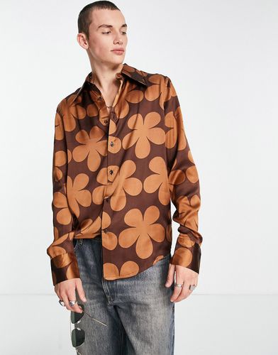 Camicia in raso con colletto anni '70 e stampa floreale grande - ASOS DESIGN - Modalova