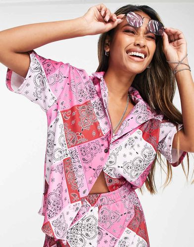 Camicia oversize con stampa bandana in coordinato - ASOS DESIGN - Modalova