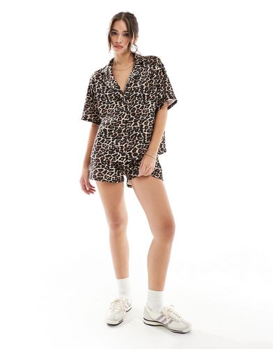 Camicia oversize con stampa leopardata in coordinato - ASOS DESIGN - Modalova
