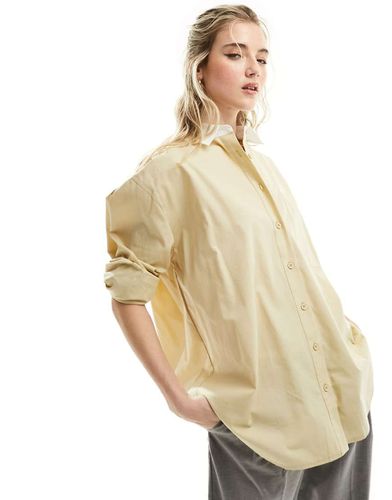 Camicia oversize color pietra con colletto a contrasto - ASOS DESIGN - Modalova