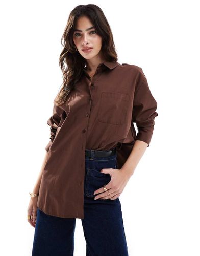 Camicia oversize in popeline color cioccolato - ASOS DESIGN - Modalova