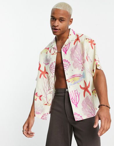 Camicia oversize squadrata in misto lino con rever e stampa di pesci e stelle marine - ASOS DESIGN - Modalova