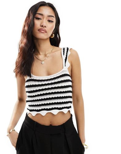 Crop top e bianco a righe all'uncinetto con scollo squadrato - ASOS DESIGN - Modalova