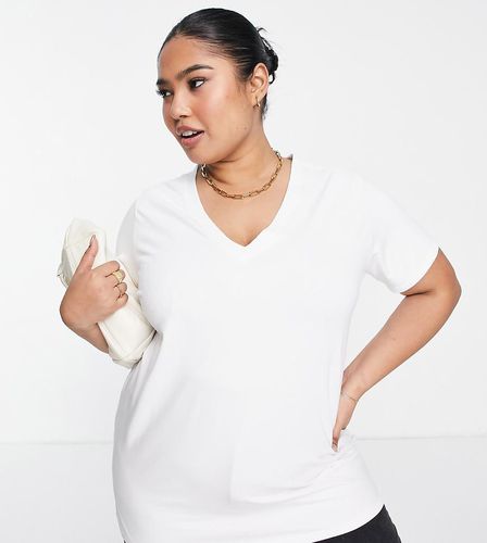 ASOS DESIGN Curve - Edit Luxe - T-shirt taglio lungo bianca con scollo a V - ASOS Curve - Modalova