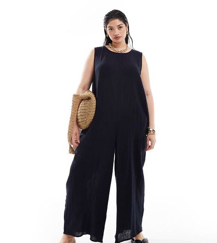 ASOS DESIGN Curve - Tuta jumpsuit stile culotte nera girocollo - ASOS Curve - Modalova