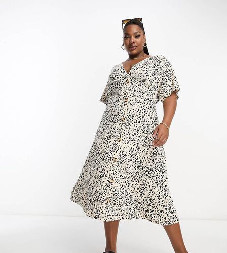 ASOS DESIGN Curve - Vestito da giorno midi con stampa leopardata e maniche con volant e bottoni - ASOS Curve - Modalova