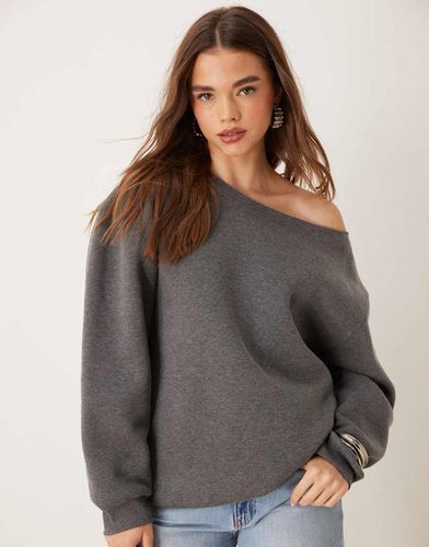 Felpa oversize antracite mélange con spalle scoperte - ASOS DESIGN - Modalova