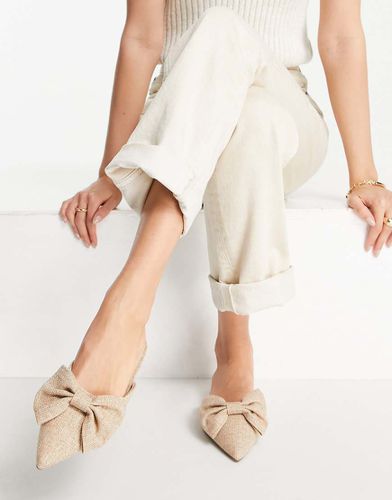 Lass - Sabot bassi a punta con fiocco in materiale naturale - ASOS DESIGN - Modalova