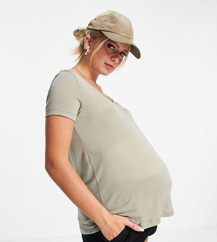 ASOS DESIGN Maternity - T-shirt comoda kaki con scollo a V - ASOS Maternity - Modalova