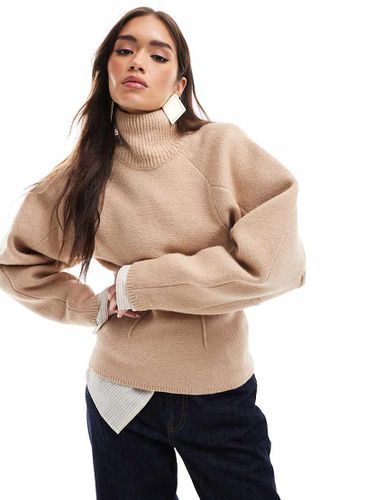 Maglione color cammello con maniche strutturate e collo a imbuto - ASOS DESIGN - Modalova