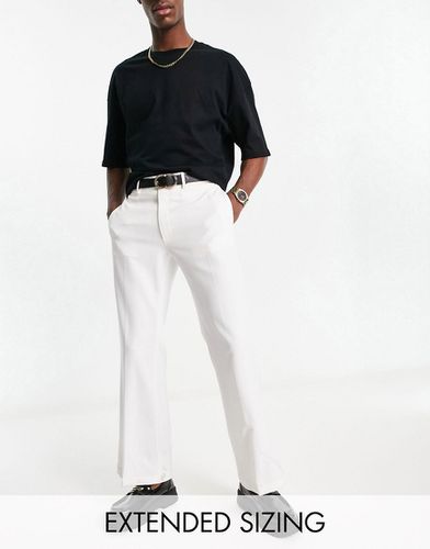 Pantaloni a zampa eleganti bianchi - ASOS DESIGN - Modalova