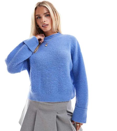 ASOS DESIGN Petite - Maglione blu con scollo a imbuto - ASOS Petite - Modalova