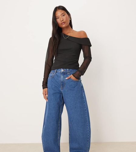 ASOS DESIGN Petite - Jean bouffant à taille haute - moyen - Asos Petite - Modalova