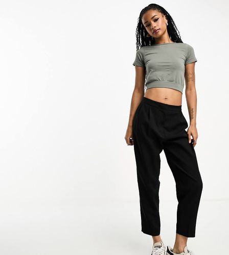 ASOS DESIGN Petite - Pantaloni sartoriali affusolati neri - ASOS Petite - Modalova