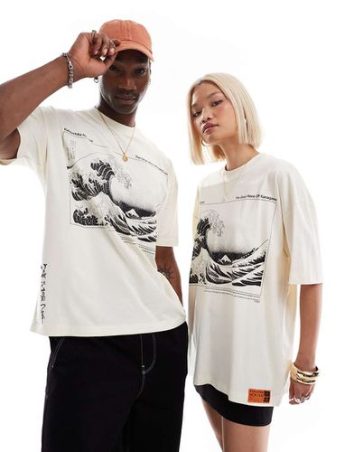 T-shirt unisex oversize sporco con stampa "Hokusai" - ASOS DESIGN - Modalova