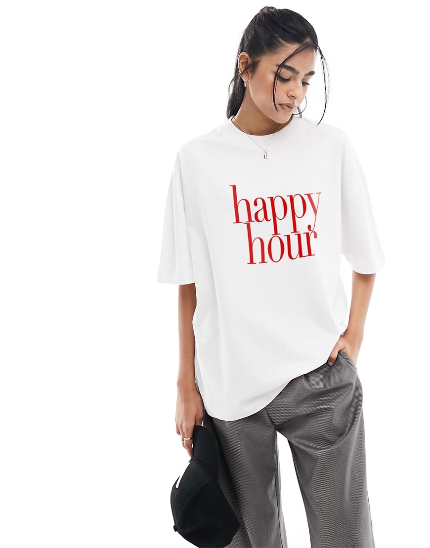 T-shirt boyfriend pesante bianca con stampa "Happy Hour" - ASOS DESIGN - Modalova