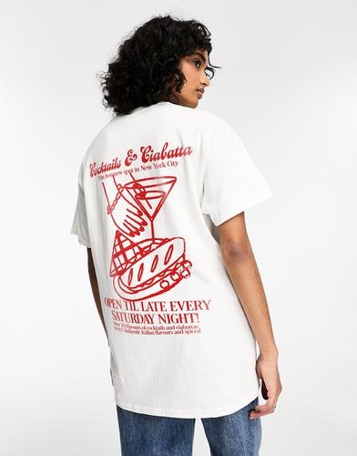 T-shirt oversize bianca con grafica con cocktail e ciabatta - ASOS DESIGN - Modalova